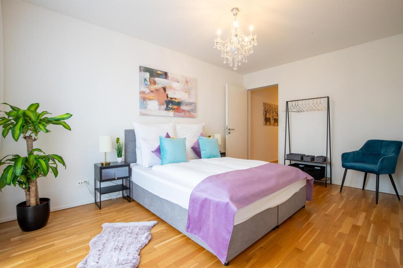 Appartement Special Einstein I Basel, Messe Kleinbasel 10-star Bazel
