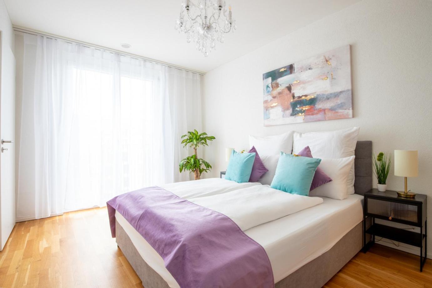 Appartement Special Einstein I Basel, Messe Kleinbasel 10-star *